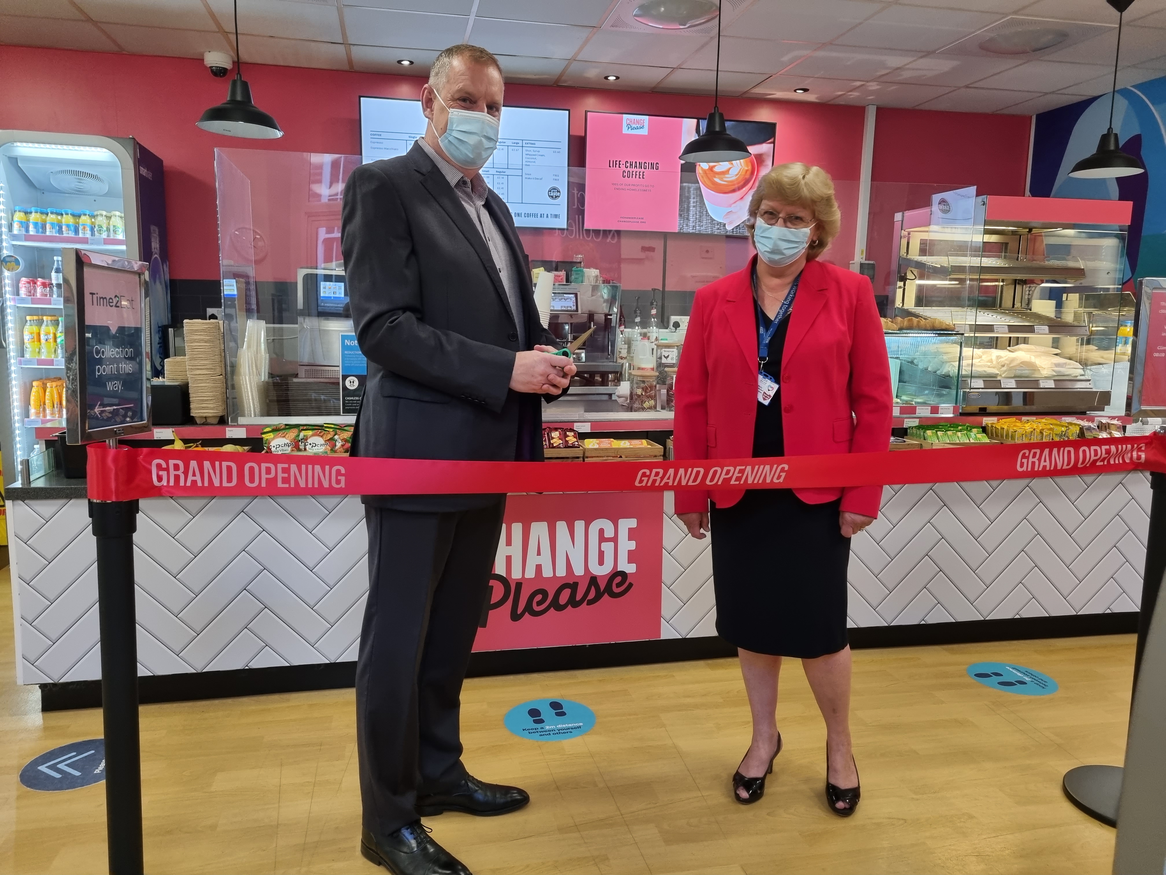 Russell Blake, MD Hospitals and Senior Living, Compass Group UK & Ireland – Healthcare and Nicky Kitchener, Estates & Facilities Contracts Manager at Mid and South Essex NHS Foundation Trust