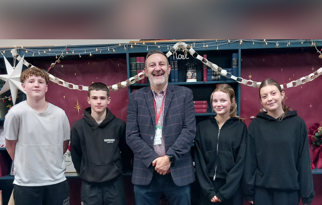 voyagers-2025-winners-with-ronnie-kelman-v3.png