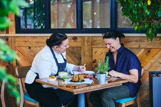 Eating at Work Report Outlines Five Trends Reshaping Workplace Dining