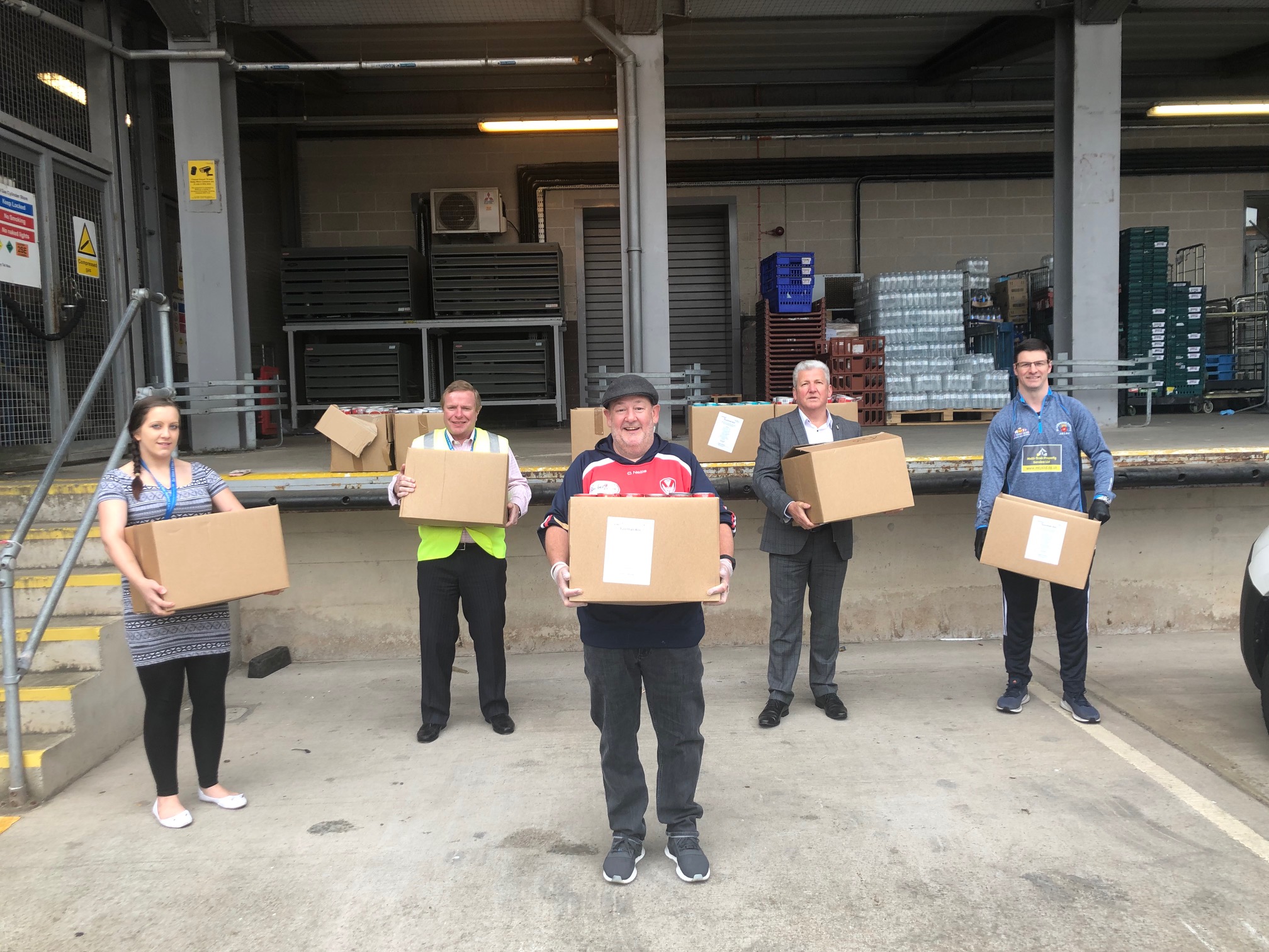 Johnny Vegas collects food bank donation