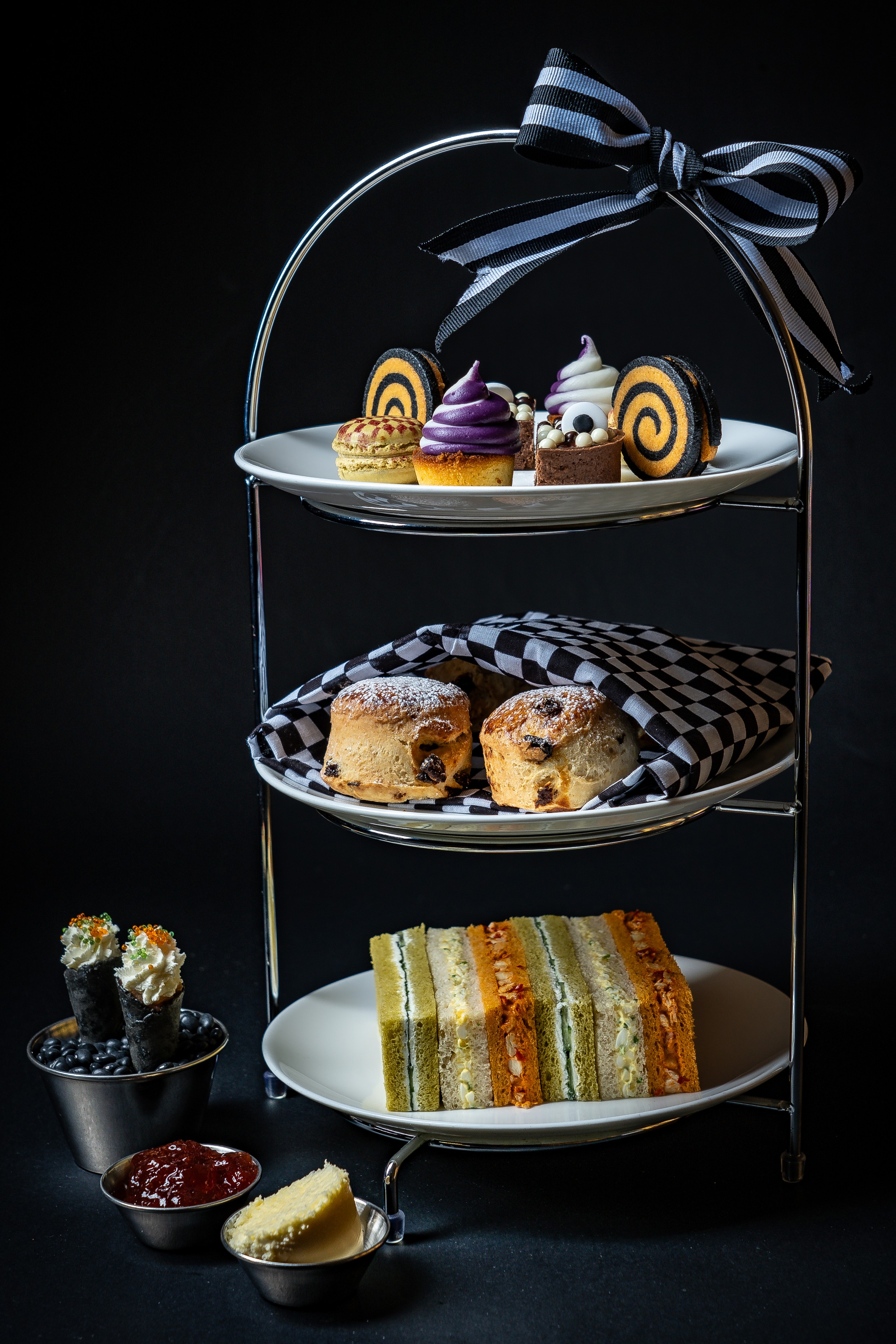 The Design Museum - Tim Burton inspired afternoon tea (2)