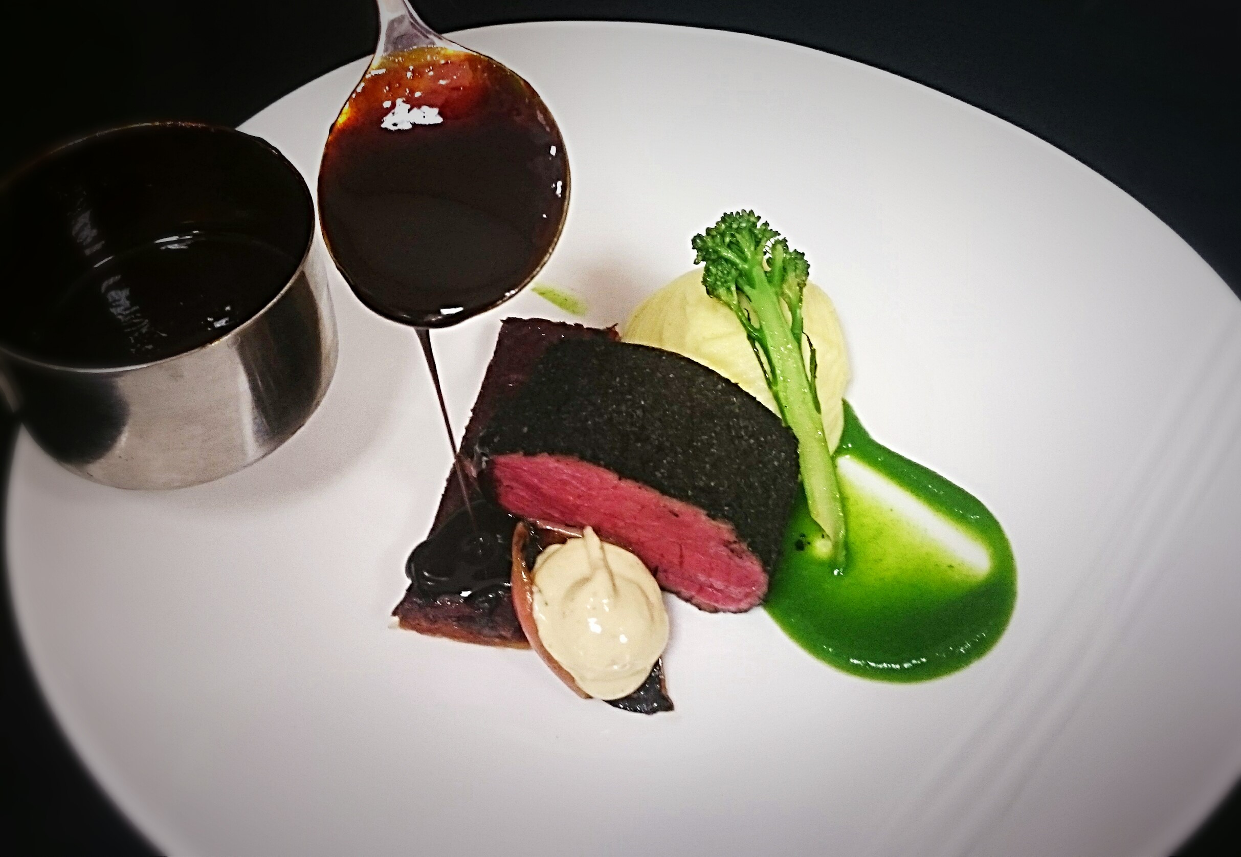 Elegant Eat